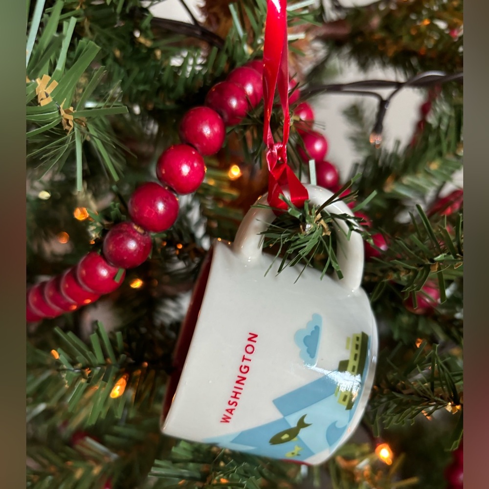 Starbucks “You are Here” Washington Ornament Mug - Picture 4 of 9